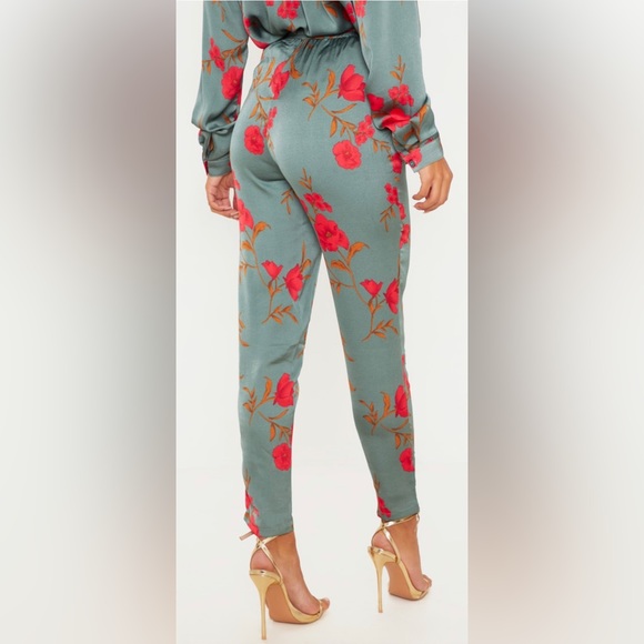 Green Floral Print Cigarette Pants - Picture 3 of 3
